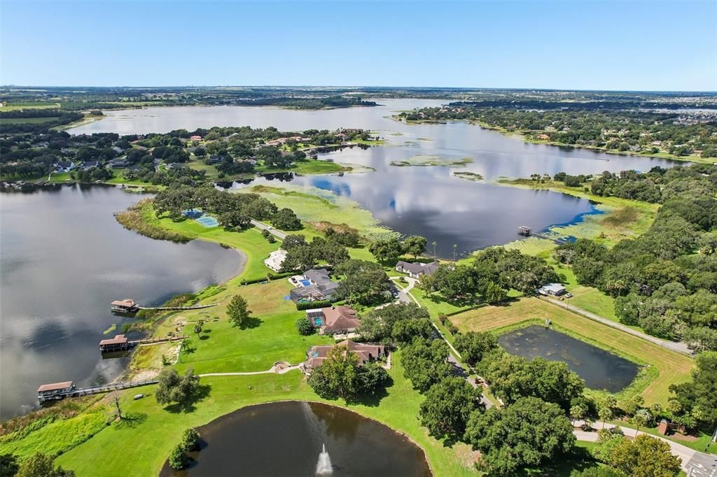 En Venta: $1,495,000 (3 camas, 2 baños, 2735 Pies cuadrados)