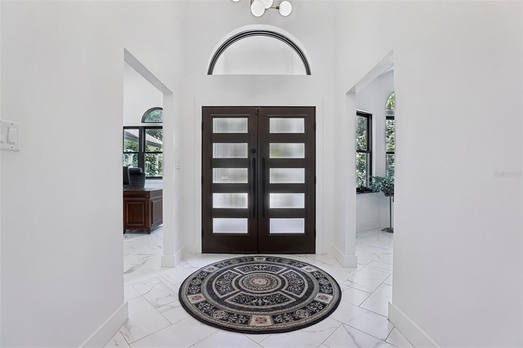 En Venta: $1,495,000 (3 camas, 2 baños, 2735 Pies cuadrados)