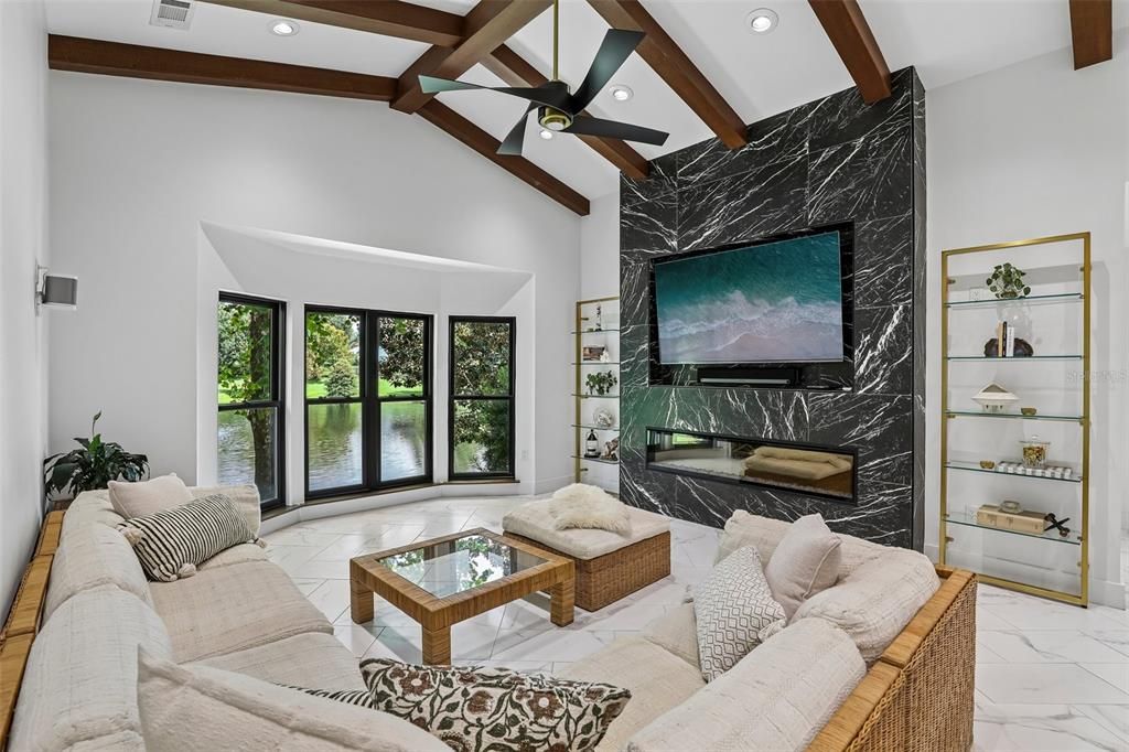 En Venta: $1,495,000 (3 camas, 2 baños, 2735 Pies cuadrados)