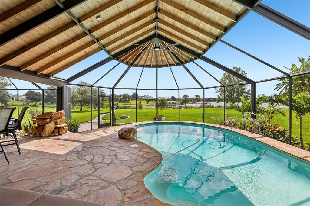 En Venta: $1,495,000 (3 camas, 2 baños, 2735 Pies cuadrados)