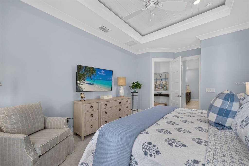 Active With Contract: $2,425,000 (4 beds, 4 baths, 2798 Square Feet)