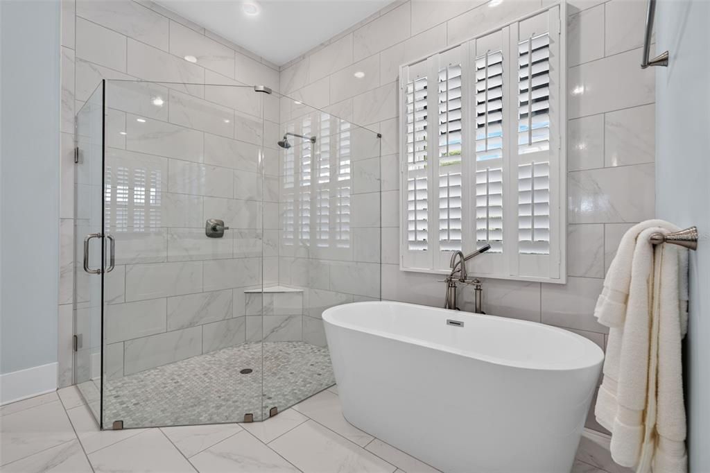 Active With Contract: $2,425,000 (4 beds, 4 baths, 2798 Square Feet)