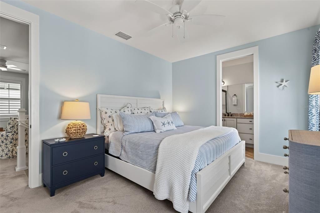 Active With Contract: $2,425,000 (4 beds, 4 baths, 2798 Square Feet)