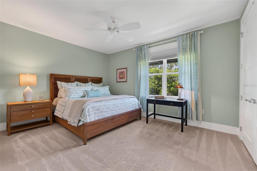 Active With Contract: $2,425,000 (4 beds, 4 baths, 2798 Square Feet)