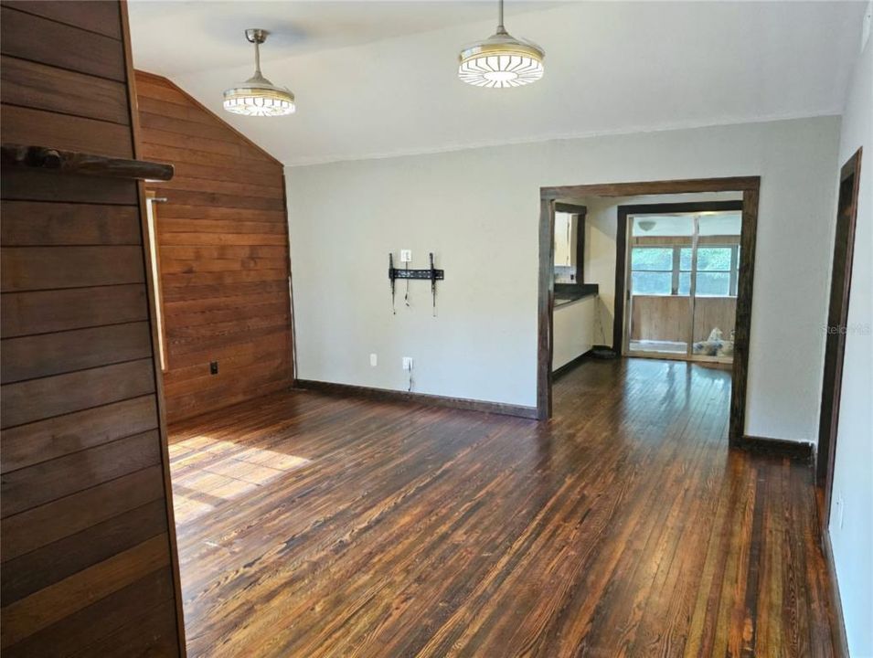 En Venta: $219,000 (2 camas, 1 baños, 1284 Pies cuadrados)