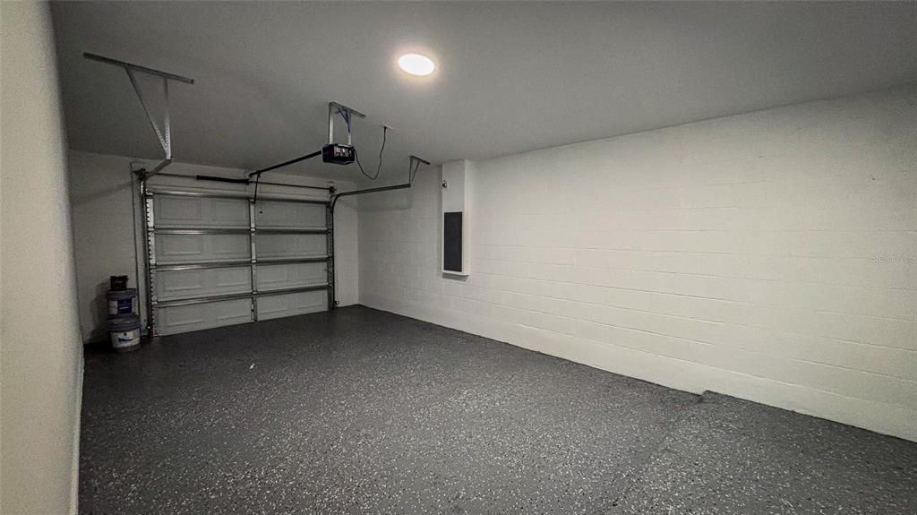 For Rent: $1,750 (3 beds, 2 baths, 1011 Square Feet)