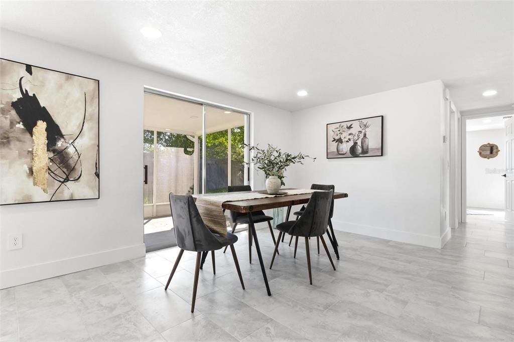 En Venta: $249,900 (3 camas, 2 baños, 1356 Pies cuadrados)