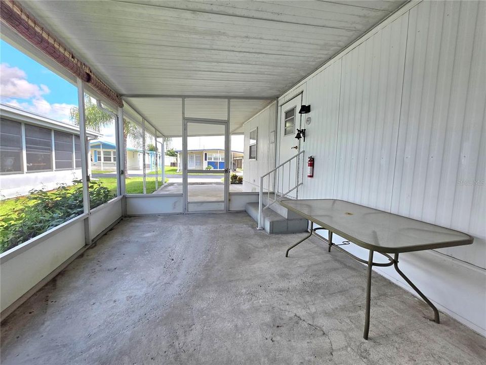 For Sale: $139,590 (2 beds, 2 baths, 864 Square Feet)