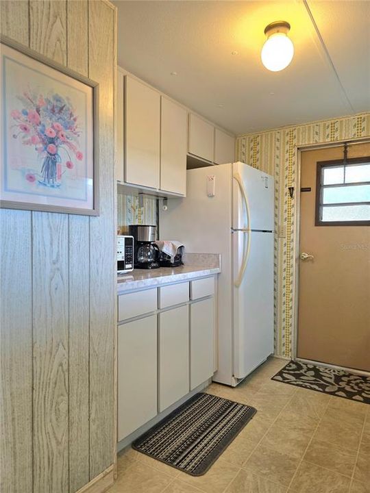 For Sale: $139,590 (2 beds, 2 baths, 864 Square Feet)