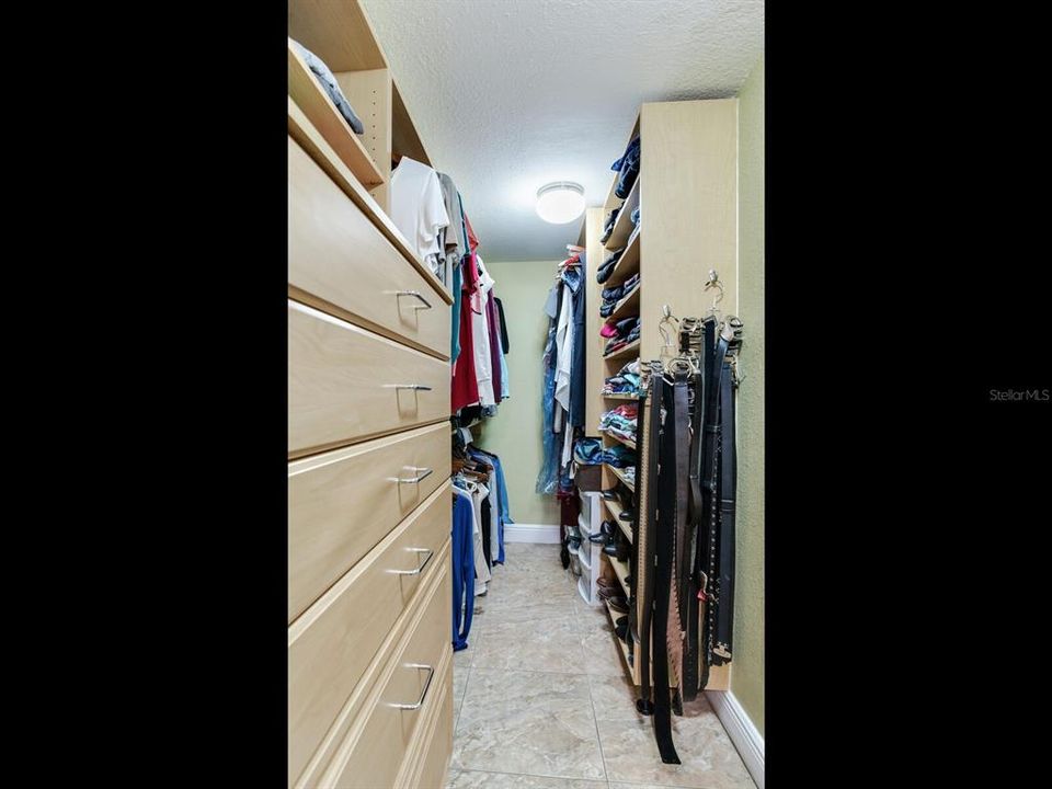 В аренду: $8,000 (3 спален, 3 ванн, 3320 Квадратных фут)