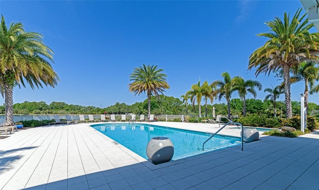 For Sale: $475,000 (2 beds, 2 baths, 1460 Square Feet)