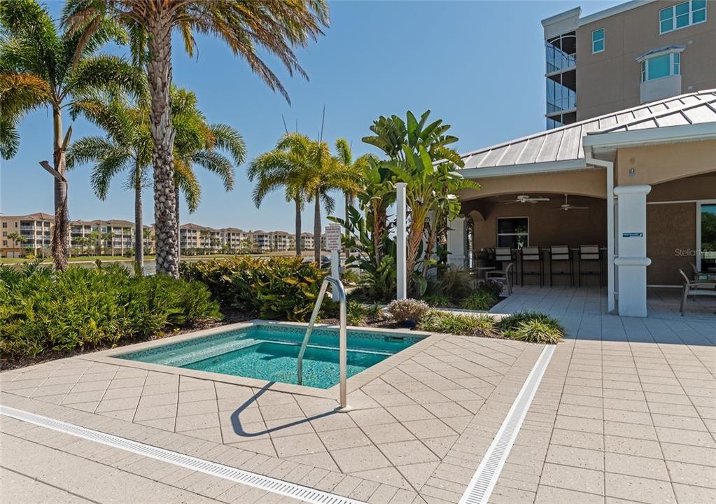 For Sale: $475,000 (2 beds, 2 baths, 1460 Square Feet)