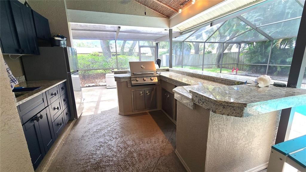 En Venta: $1,200,000 (4 camas, 3 baños, 2602 Pies cuadrados)