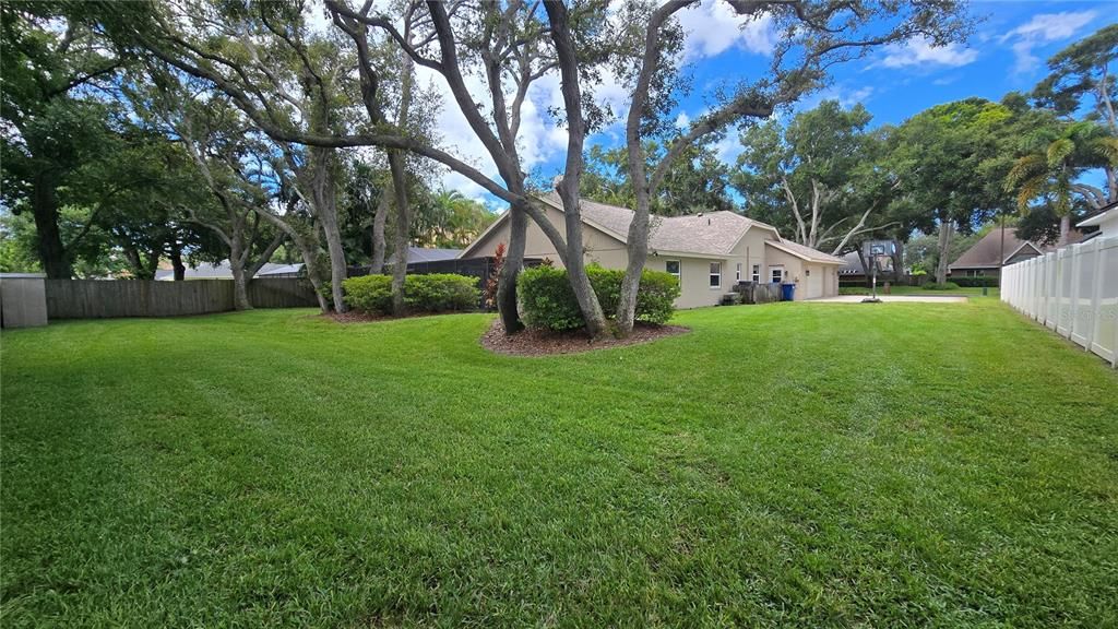 En Venta: $1,200,000 (4 camas, 3 baños, 2602 Pies cuadrados)