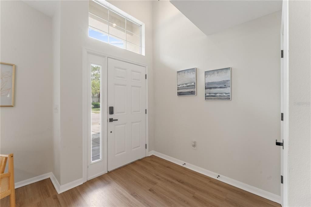 En Venta: $379,900 (4 camas, 2 baños, 2858 Pies cuadrados)