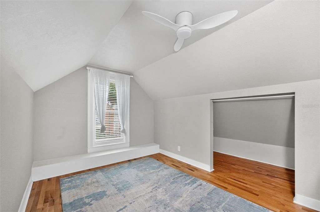 For Sale: $485,000 (3 beds, 2 baths, 1842 Square Feet)