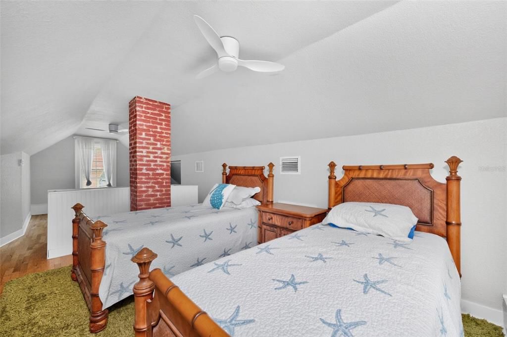 For Sale: $485,000 (3 beds, 2 baths, 1842 Square Feet)