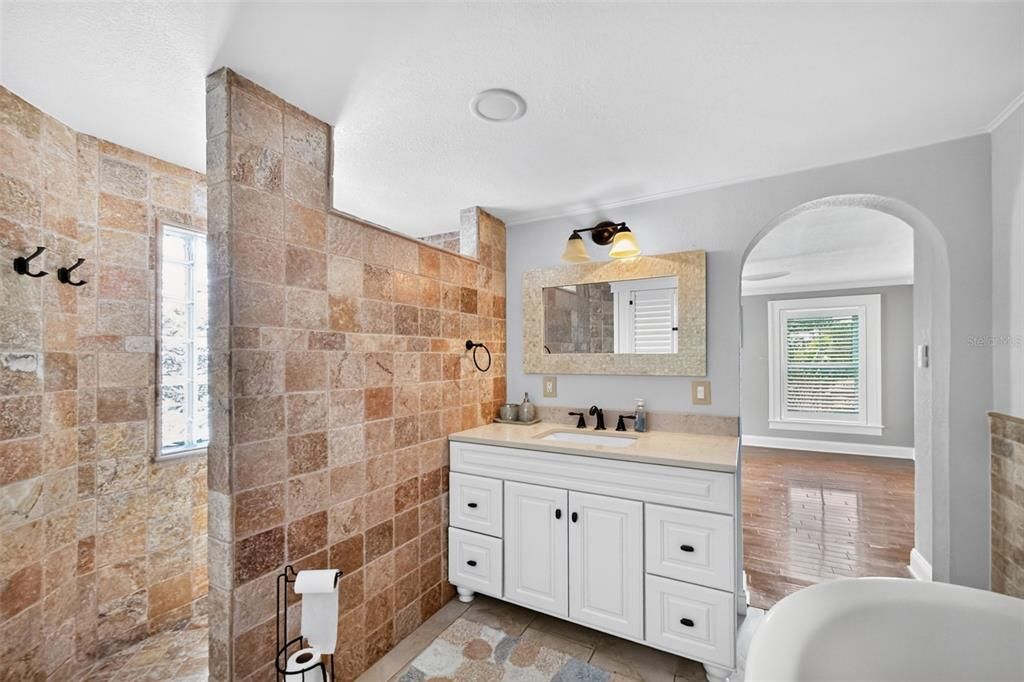 For Sale: $485,000 (3 beds, 2 baths, 1842 Square Feet)