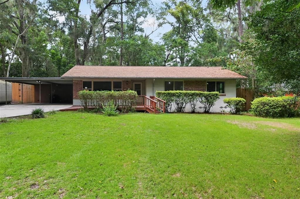 For Sale: $429,000 (3 beds, 2 baths, 1369 Square Feet)