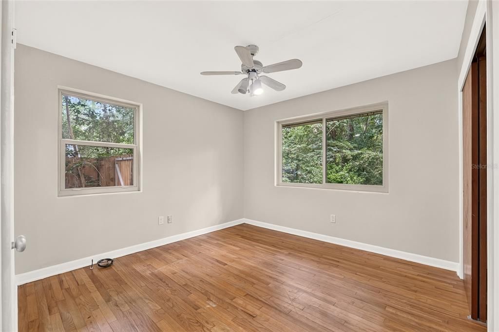 For Sale: $429,000 (3 beds, 2 baths, 1369 Square Feet)