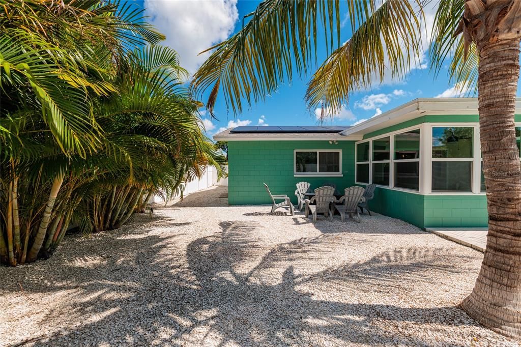 Activo con contrato: $599,999 (3 camas, 2 baños, 1421 Pies cuadrados)
