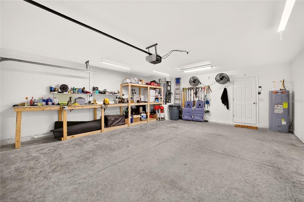 En Venta: $365,000 (3 camas, 2 baños, 1993 Pies cuadrados)