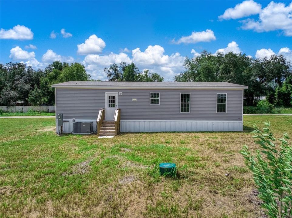 For Sale: $219,000 (3 beds, 2 baths, 1280 Square Feet)