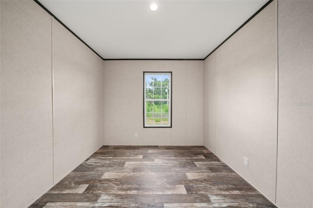 For Sale: $219,000 (3 beds, 2 baths, 1280 Square Feet)