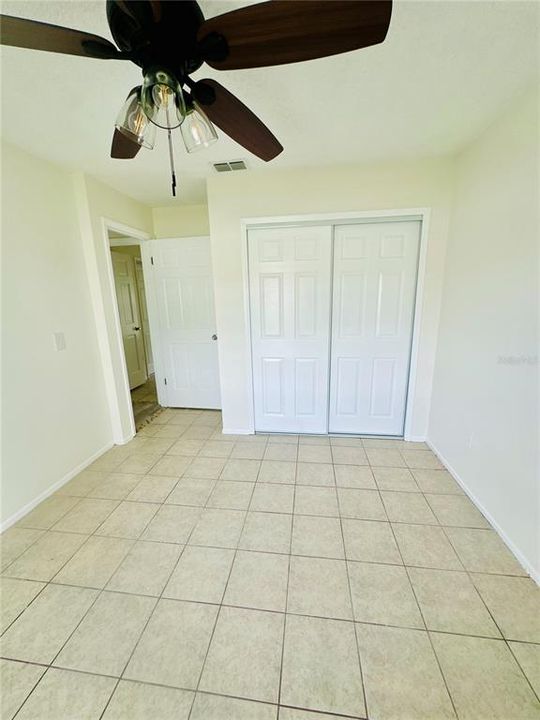For Rent: $1,800 (3 beds, 2 baths, 1211 Square Feet)