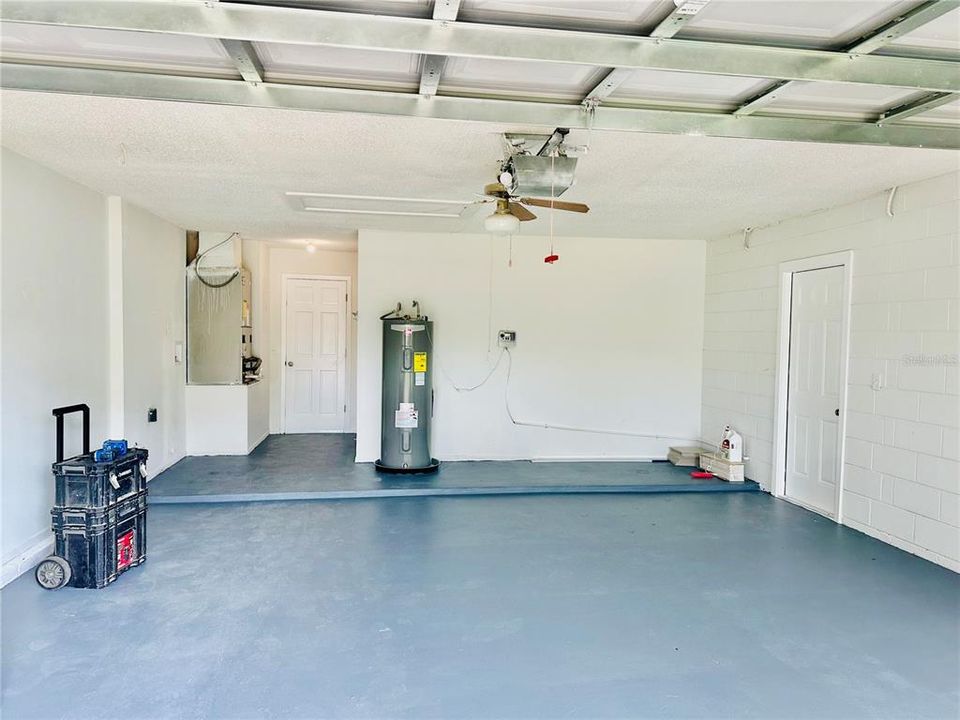 For Rent: $1,800 (3 beds, 2 baths, 1211 Square Feet)