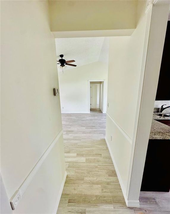 For Rent: $1,800 (3 beds, 2 baths, 1211 Square Feet)