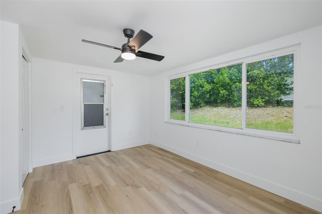 En Venta: $279,900 (3 camas, 2 baños, 1460 Pies cuadrados)