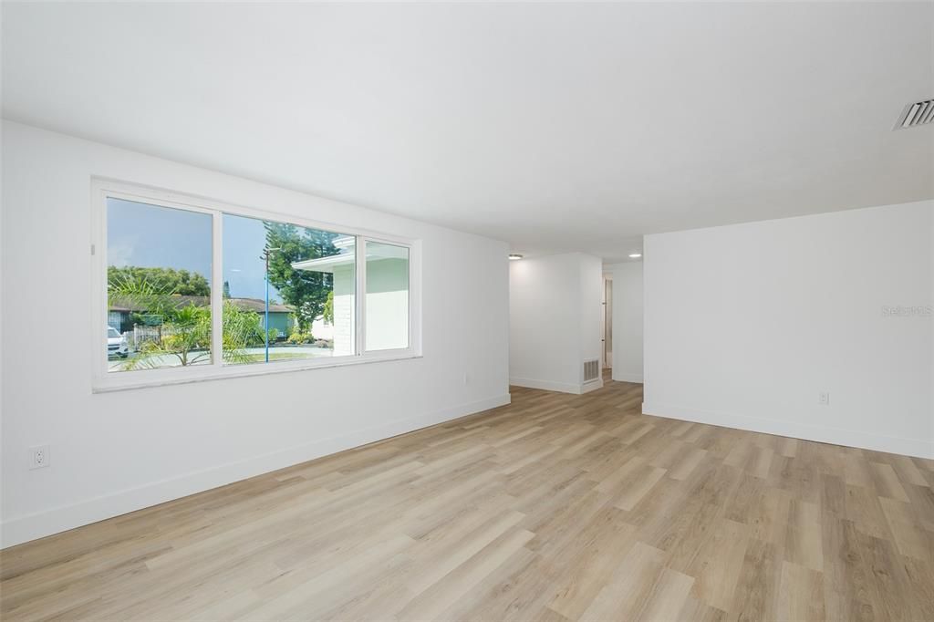 En Venta: $279,900 (3 camas, 2 baños, 1460 Pies cuadrados)