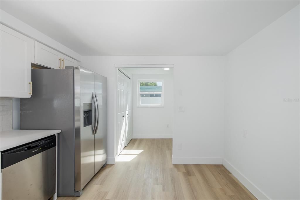 En Venta: $279,900 (3 camas, 2 baños, 1460 Pies cuadrados)