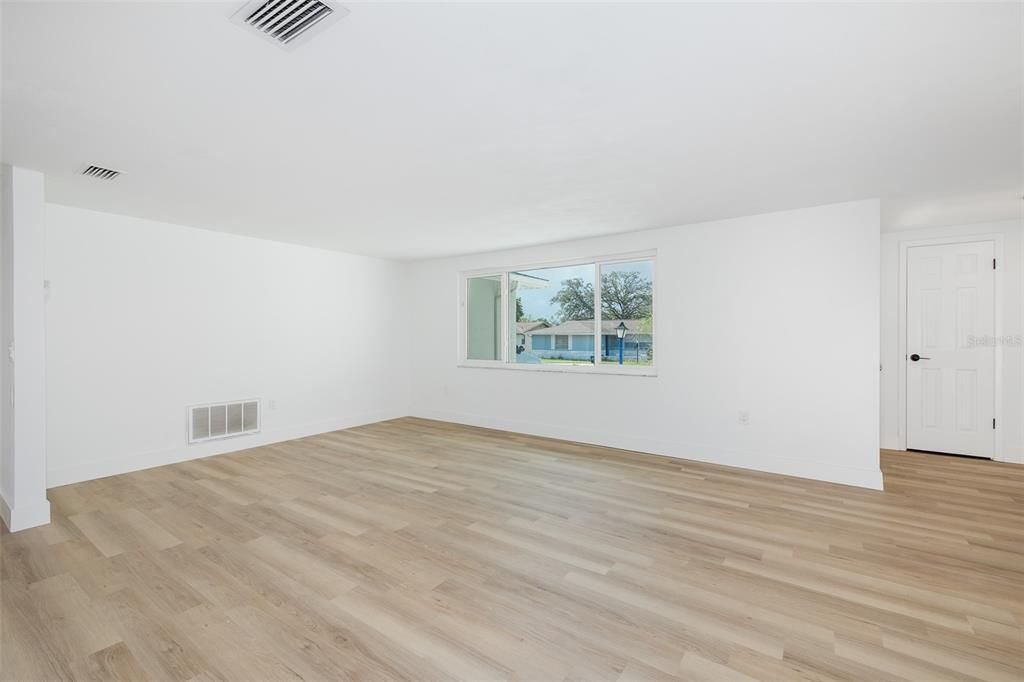 En Venta: $279,900 (3 camas, 2 baños, 1460 Pies cuadrados)