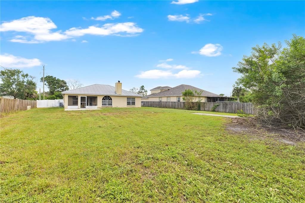 For Sale: $224,900 (3 beds, 2 baths, 1339 Square Feet)