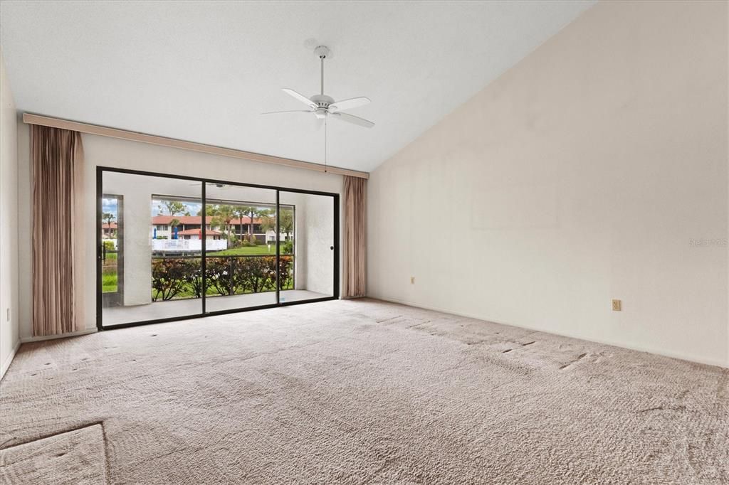 For Sale: $249,000 (2 beds, 2 baths, 1265 Square Feet)