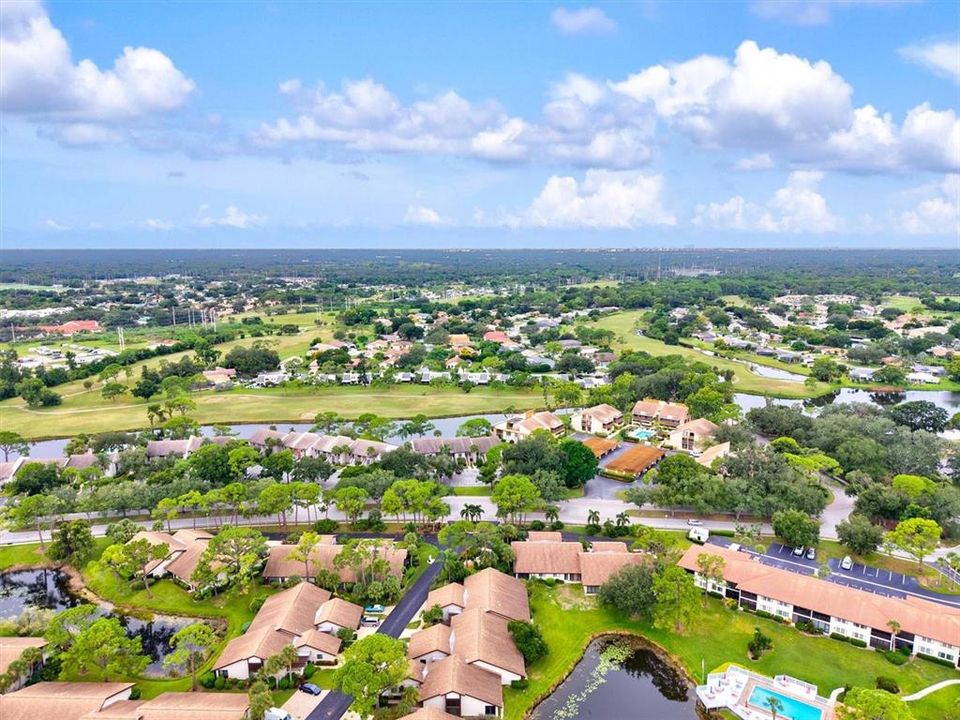 For Sale: $249,000 (2 beds, 2 baths, 1265 Square Feet)