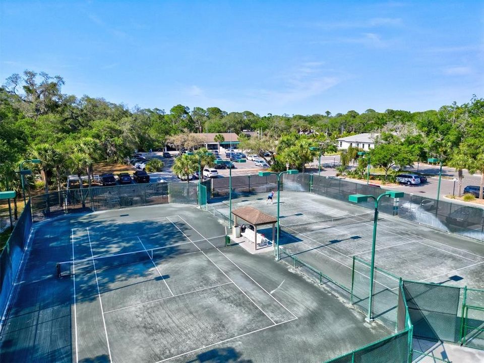 For Sale: $249,000 (2 beds, 2 baths, 1265 Square Feet)