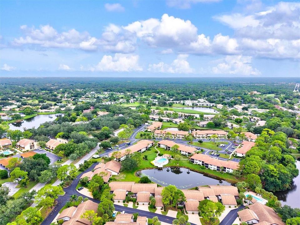 For Sale: $249,000 (2 beds, 2 baths, 1265 Square Feet)