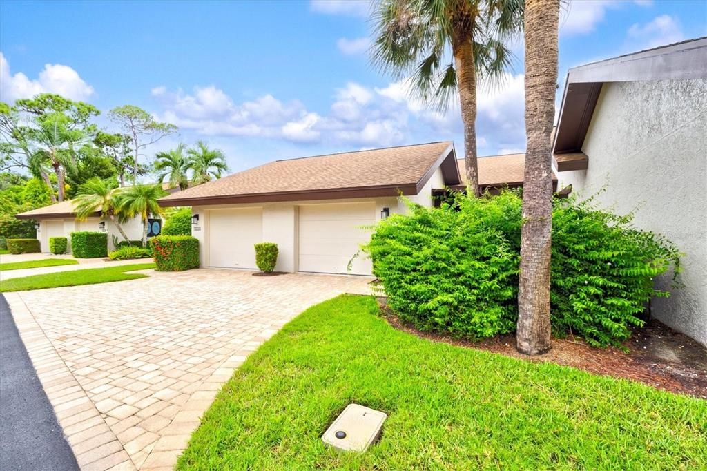 For Sale: $249,000 (2 beds, 2 baths, 1265 Square Feet)