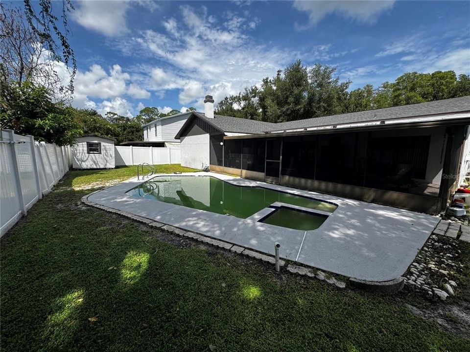 En Venta: $489,900 (4 camas, 2 baños, 2004 Pies cuadrados)