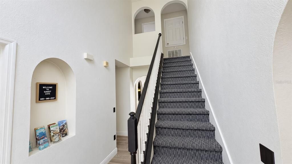 For Rent: $3,000 (4 beds, 2 baths, 2208 Square Feet)