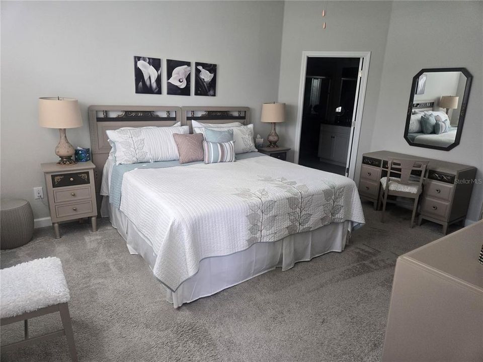 For Sale: $359,900 (2 beds, 2 baths, 1770 Square Feet)