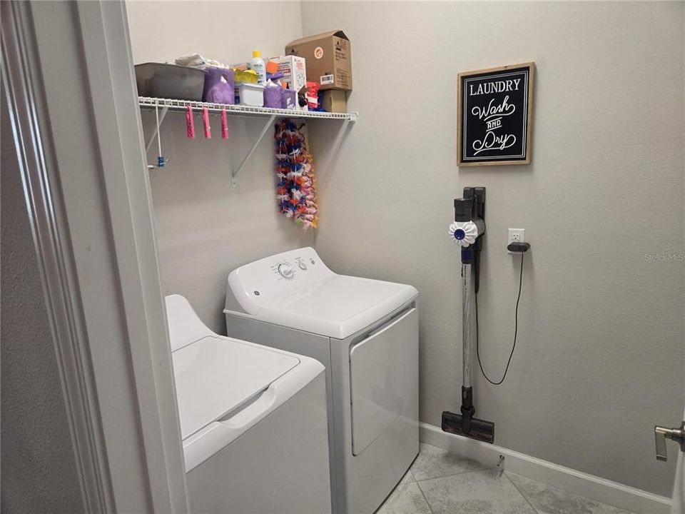 For Sale: $359,900 (2 beds, 2 baths, 1770 Square Feet)