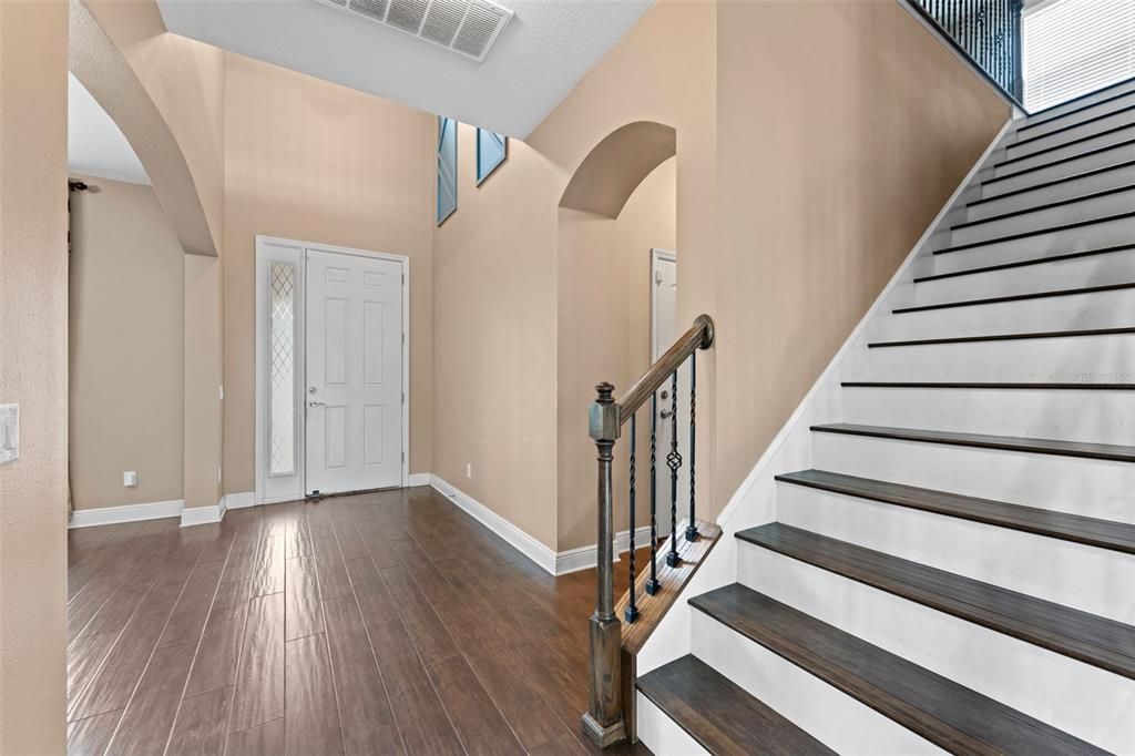 For Rent: $4,000 (5 beds, 3 baths, 3316 Square Feet)
