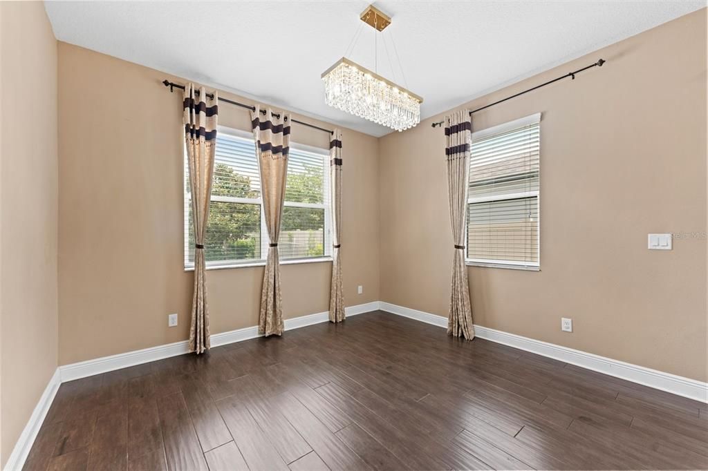 For Rent: $4,000 (5 beds, 3 baths, 3316 Square Feet)