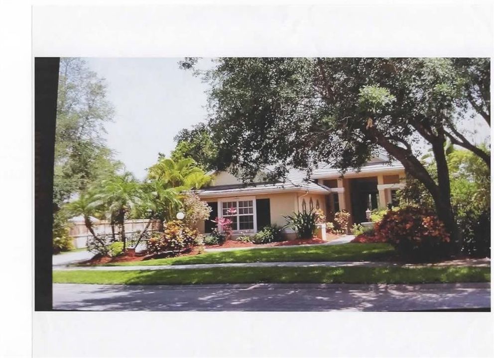 Activo con contrato: $435,000 (4 camas, 3 baños, 2796 Pies cuadrados)