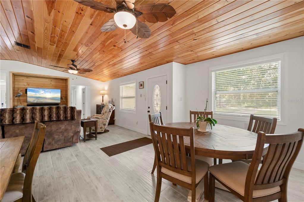 For Sale: $949,000 (3 beds, 2 baths, 1838 Square Feet)