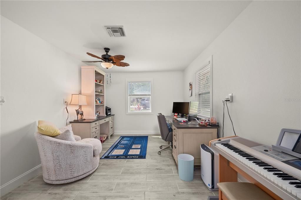 For Sale: $949,000 (3 beds, 2 baths, 1838 Square Feet)